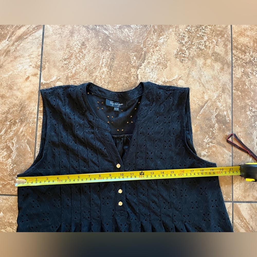 lily morgan Women's Size XL Eyelet Pintuck Camisole tank top sleeveless shirt - Picture 7 of 10